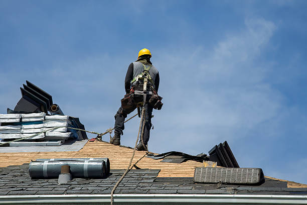 Professional Roofing technician working in Newark, CA